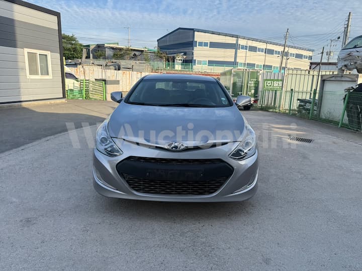 2014 Hyundai Sonata Hybrid — VIN KMHEA415BEA080609