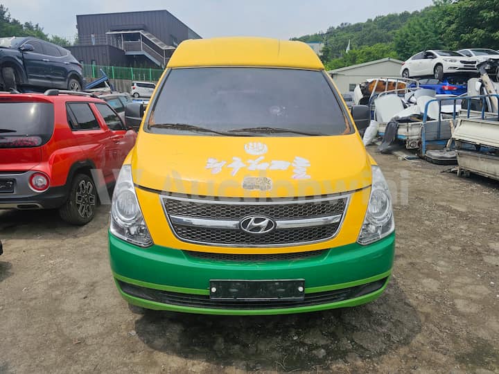 2015 Hyundai Grand Starex