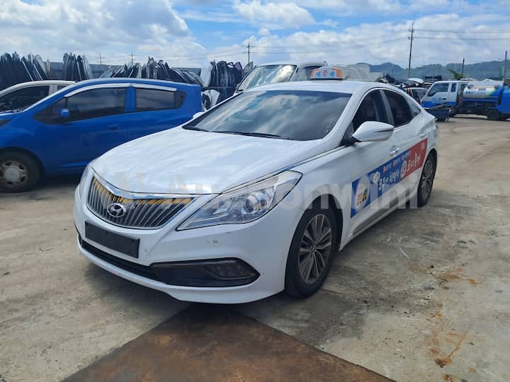 2016 Hyundai Grandeur HG — VIN KMHFH41NBGA522454