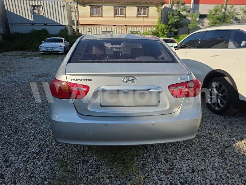 2010 Hyundai Avante — VIN KMHDT41BAAU931157