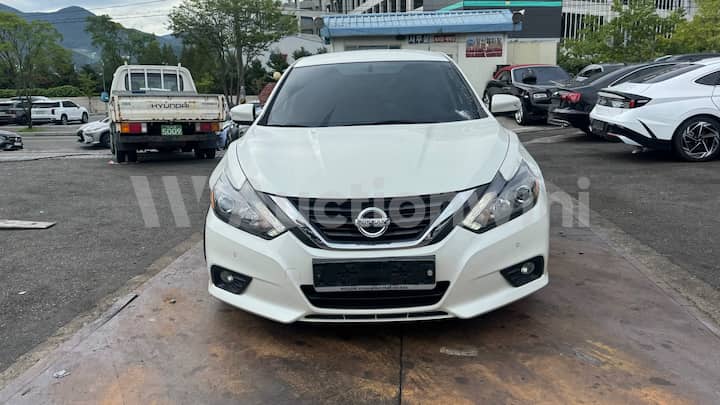 2017 Nissan Altima — VIN 1N4AL3AP2HC136347