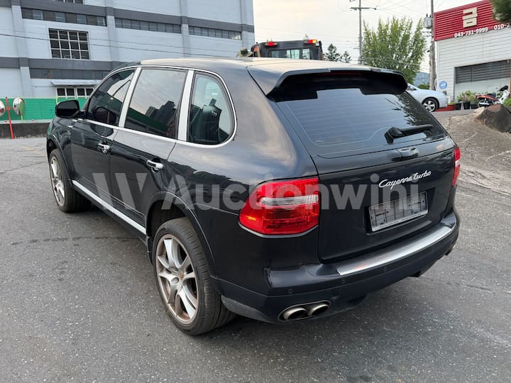 2008 Porsche Cayenne — VIN WP1AC29P98LA92533