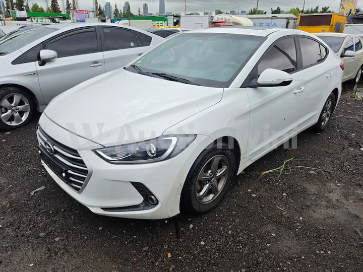 2017 Hyundai Avante AD — VIN KMHD741DBHU241019