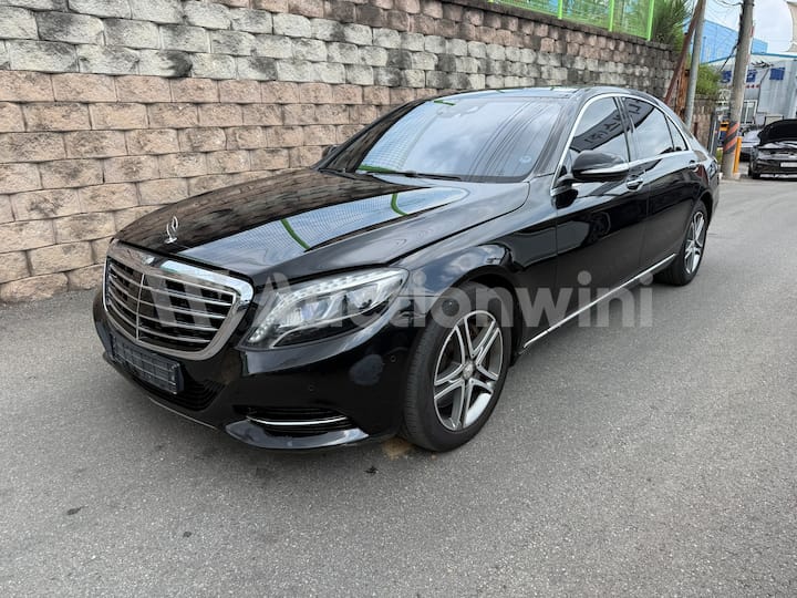 2015 Mercedes Benz S Class W222 — VIN WDDUG6HB8FA140652