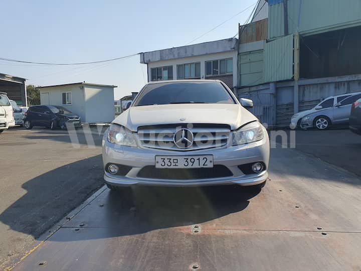 2010 Mercedes Benz C Class W204 — VIN WDDGF4JB2AA403208