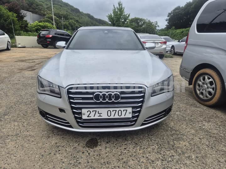 2012 Audi A8 — VIN WAUZZZ4HXCN021962