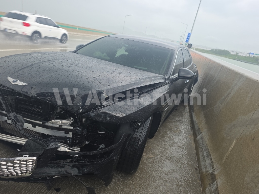 2023 Genesis G80 — VIN KMTGB41CDPU175810