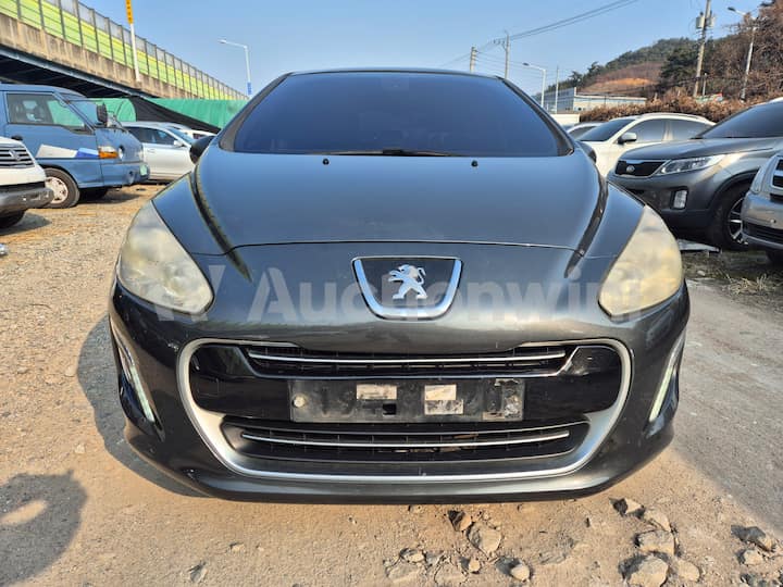 2014 Peugeot 308 — VIN VF34C9HR8ES005522