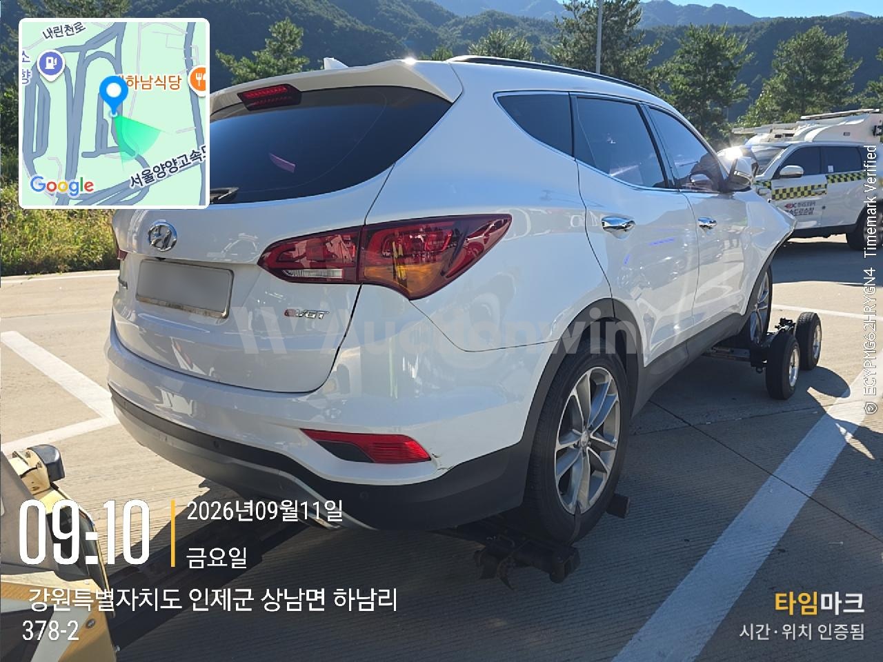 2016 Hyundai SantaFe — VIN KMHSW81UBGU539891