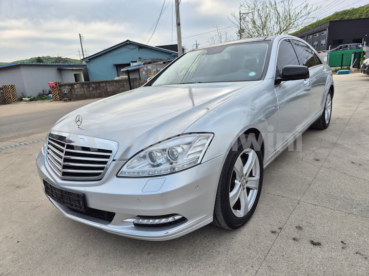 2011 Mercedes Benz S Class W221 — VIN WDDNG5GB4BA379285