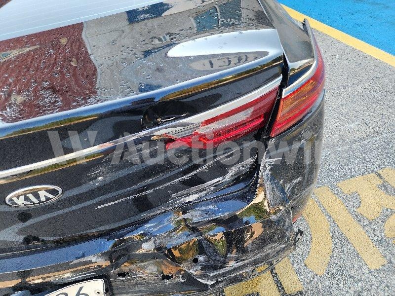 2016 Kia K7 — VIN KNALB415BGA026369
