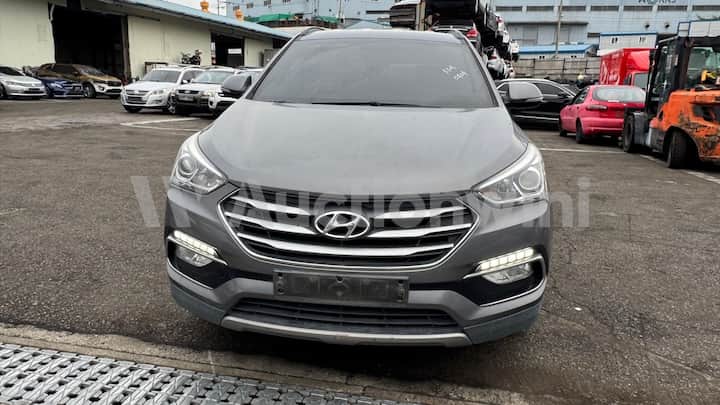 2016 Hyundai SantaFe — VIN KMHSW81XBGU673309