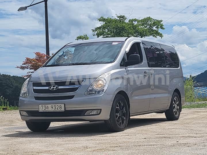 2013 Hyundai Grand Starex