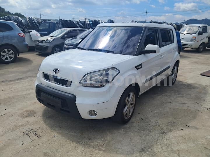 2011 Kia Soul — VIN KNAJT813BBK712807