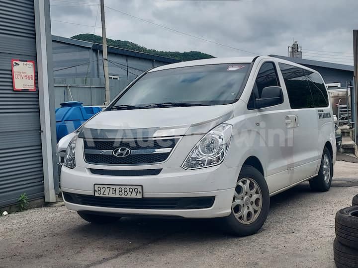 2013 Hyundai Grand Starex — VIN KMFWBX7KBDU555549