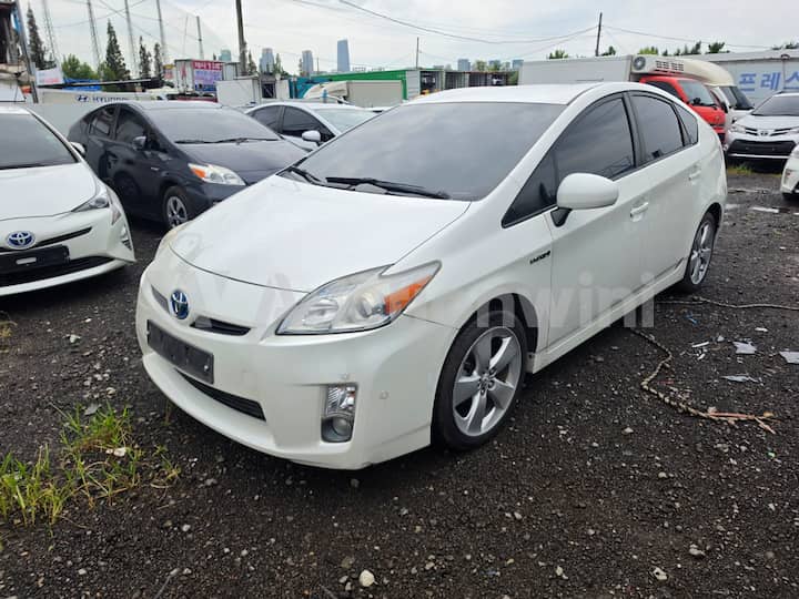 2011 Toyota Prius — VIN JTDKN3DU3B5340032