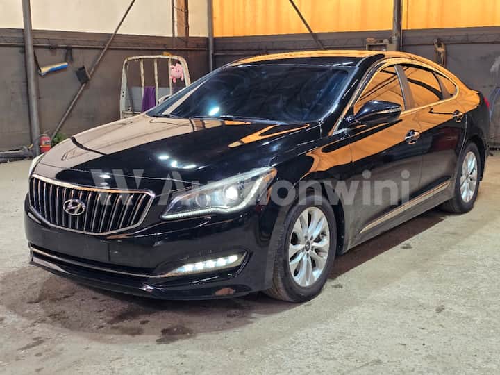 2015 Hyundai Aslan