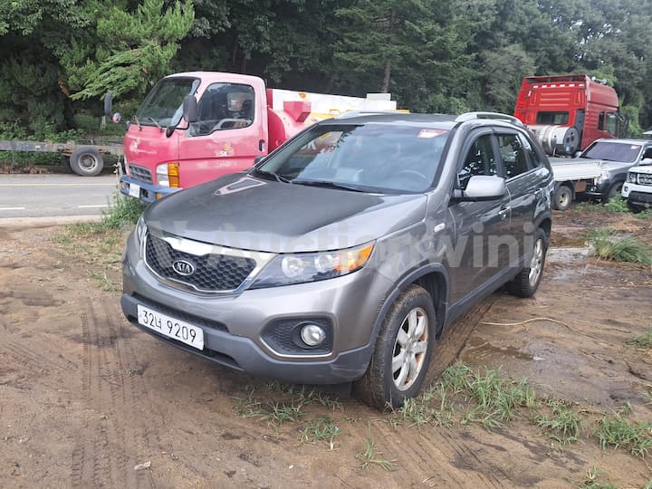 2011 Kia Sorento R — VIN KNAKT814DBA145566