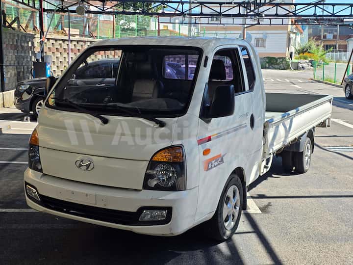 2017 Hyundai Poter2 Super Cab Long body 1.2Ton — VIN KMFZCZ7KAHU389369