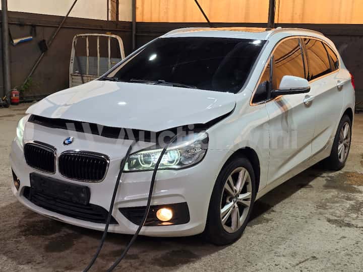 2015 BMW 2 Series Active Tourer (F45)