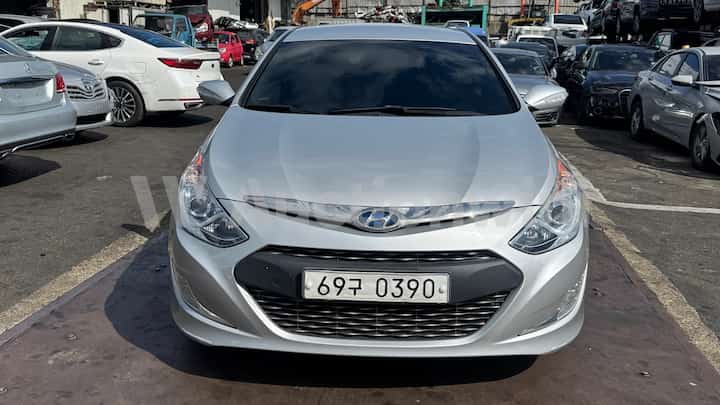 2015 Hyundai Sonata Hybrid — VIN KMHEC4A43FA138409