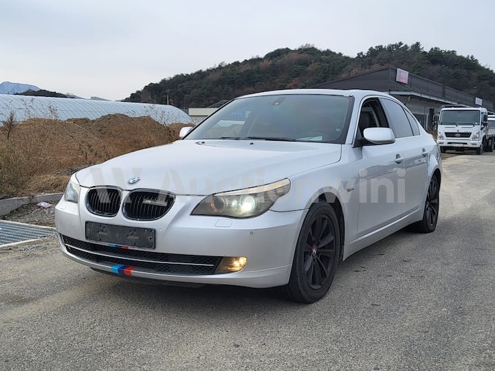 2008 BMW 5 Series (E60) — VIN WBANU51048C005778