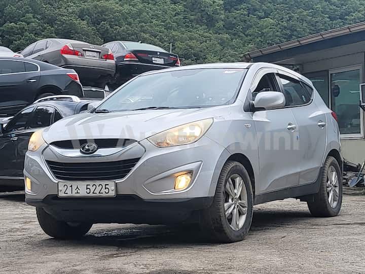 2011 Hyundai Tucson ix — VIN KMHJT81VBBU140302